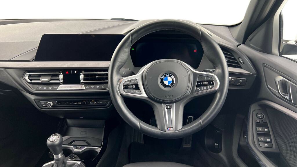 BMW 1 Series 118I 136 M Sport White #5