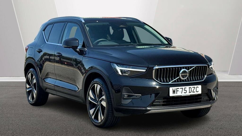 Volvo XC40 2.0 B4p Ultra Bright Black