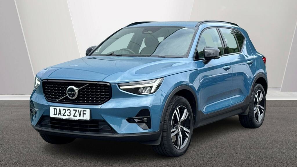 Volvo XC40 2.0 B3p Plus Dark DA23ZVF Blue #6