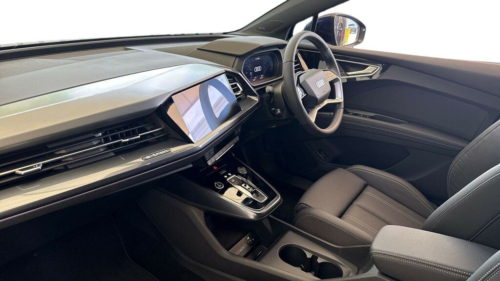 Audi Q4 E Tron 150Kw 40 63Kwh S Line Leathertech Pack Blue #2
