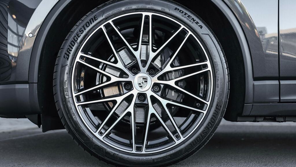 Porsche Macan 265Kw 100Kwh Grey #4