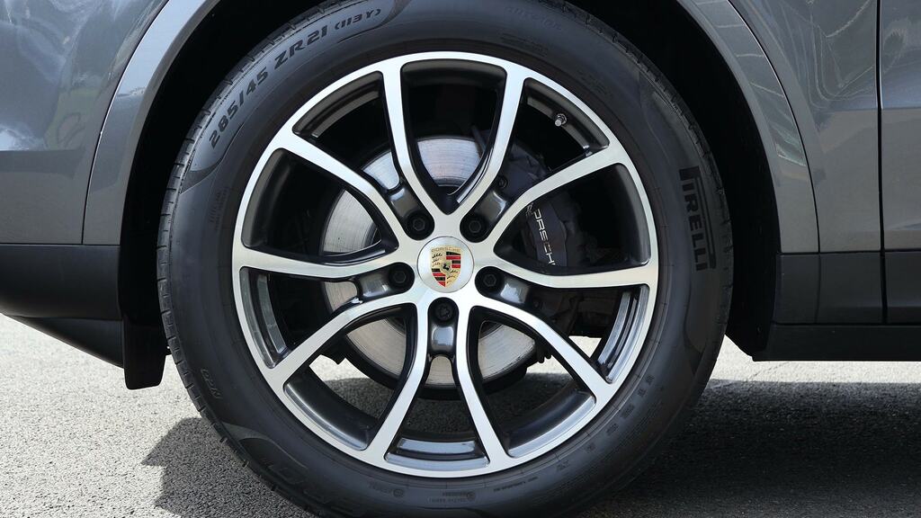 Porsche Cayenne Tiptronic S Grey #4
