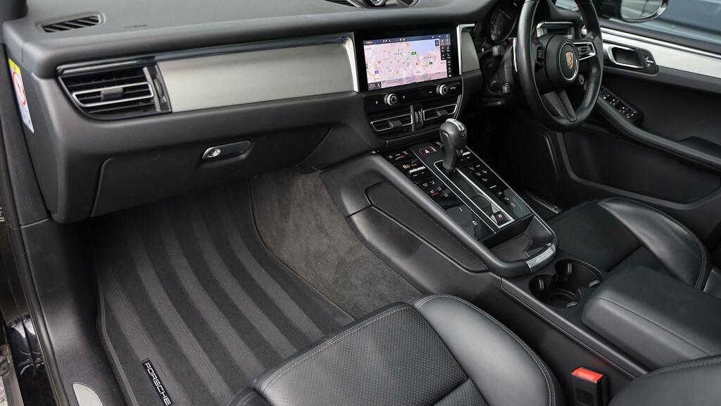 Porsche Macan S Pdk Black #3