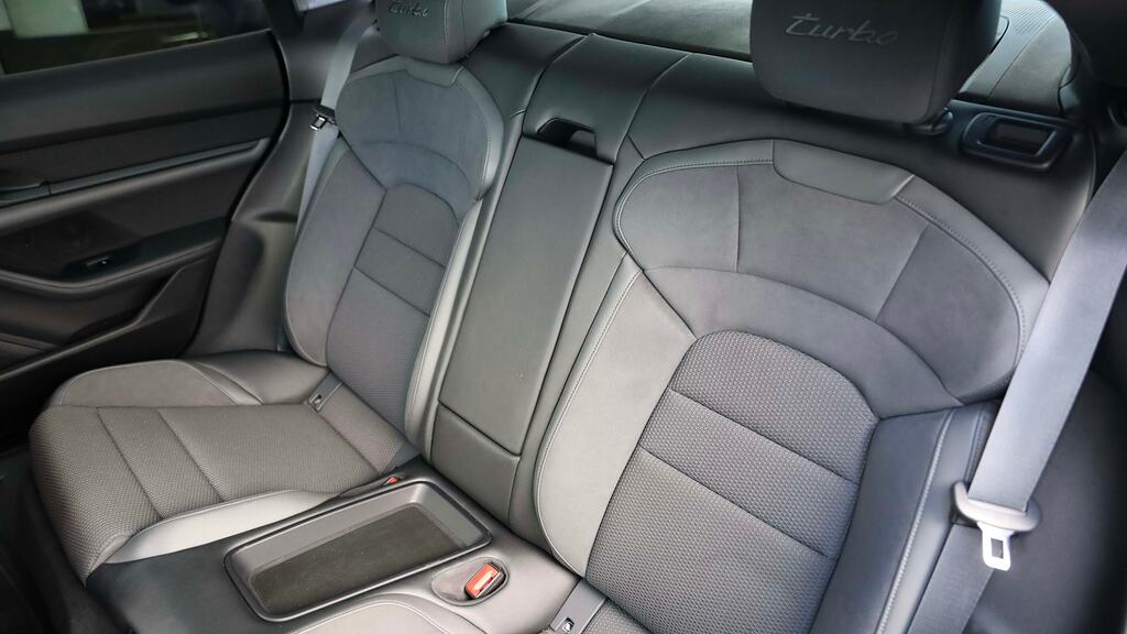 Porsche Taycan 390Kw 4S 79Kwh 5 Seat Black #11