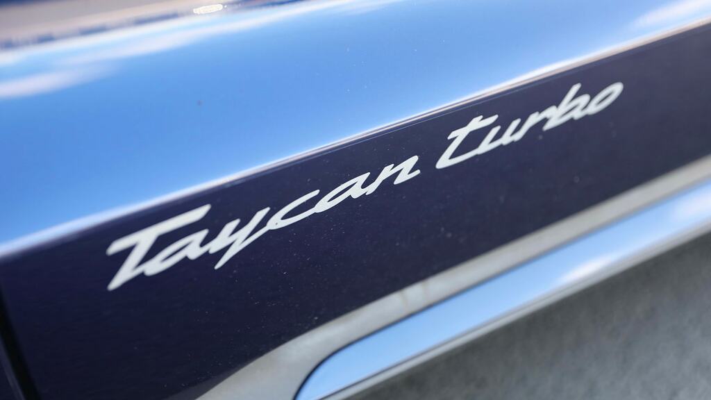 Porsche Taycan 390Kw 4S 79Kwh 5 Seat Black #34