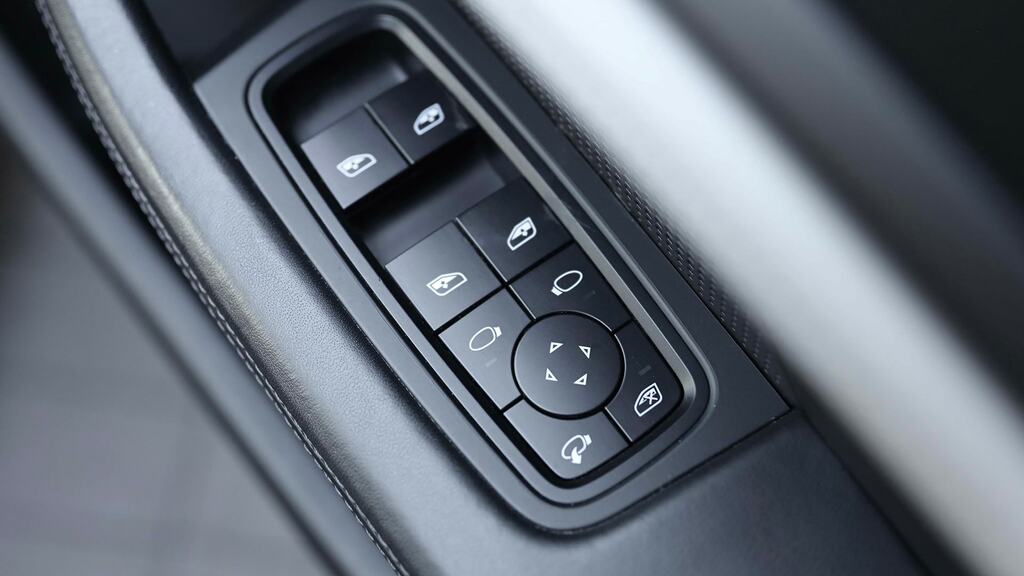 Porsche Taycan Performance 79.2Kwh Saloon Rwd Silver #22