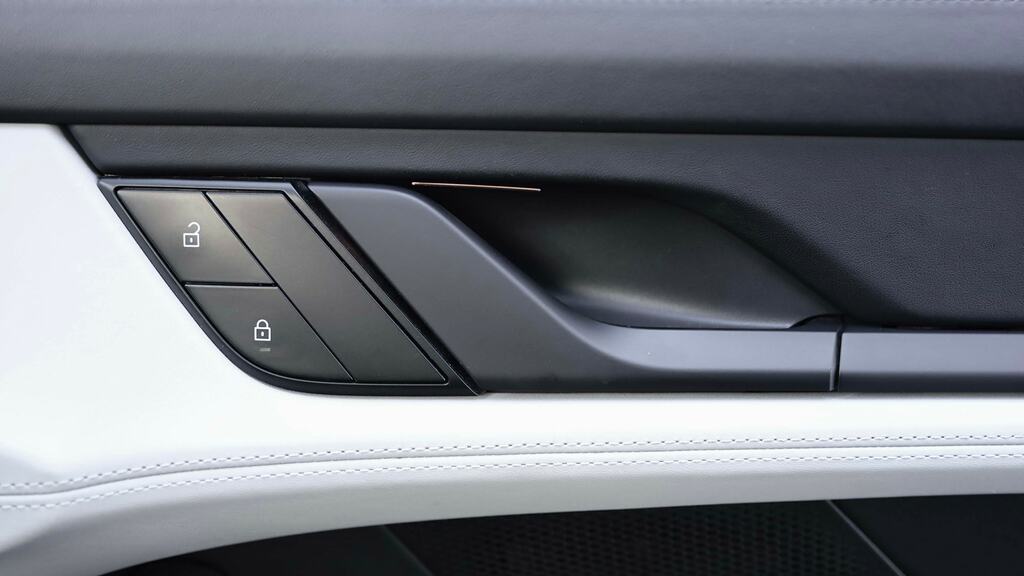Porsche Taycan Performance 79.2Kwh Saloon Rwd Silver #21