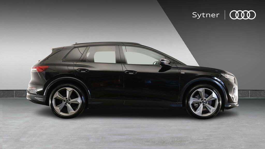 Audi Q4 E Tron 150Kw 40 63Kwh Black Edition Black #4
