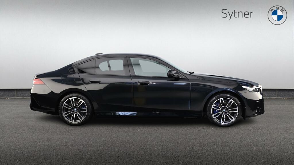 BMW i5 250Kw Edrive40 M Sport 84Kwh Techcomf Black #3