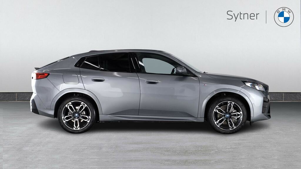 BMW iX2 230Kw Xdrive30 M Sport 65Kwh Grey #3