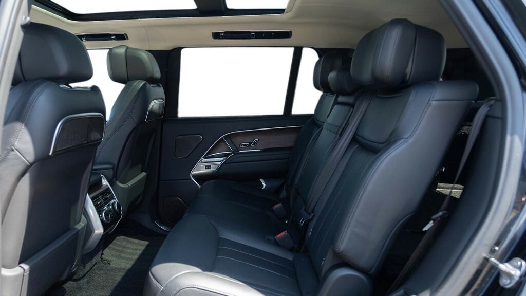 Land Rover Range Rover 3.0 D350 Lwb 7 Seat KO74OFW Black #4