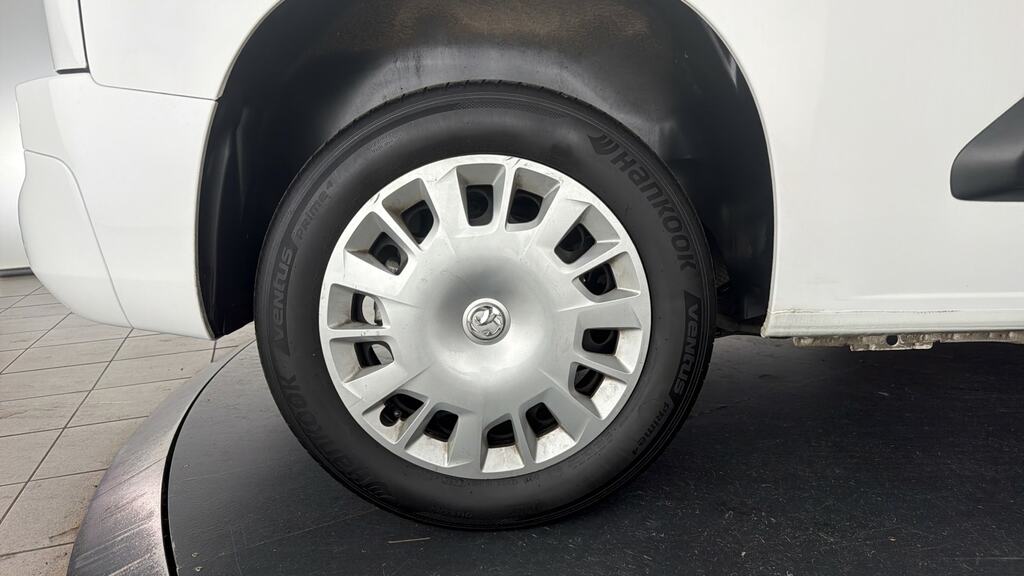 Vauxhall Combo 1.6L 1.6 Turbo D 2300 Sportive L1 Euro 6 Ss Grey #24