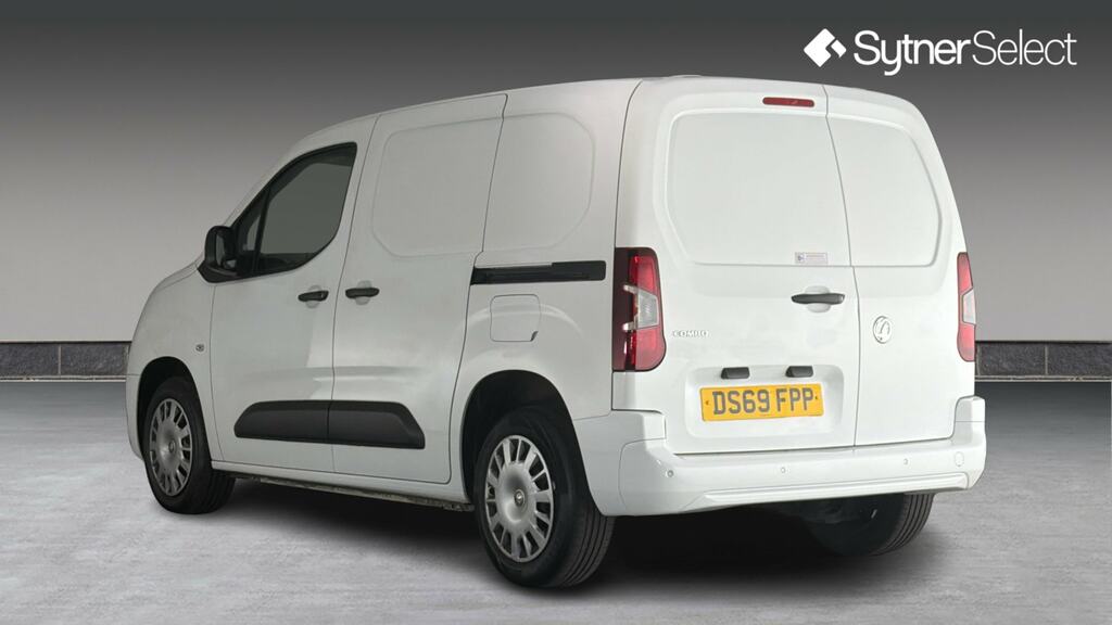 Vauxhall Combo 2000 1.5 Turbo D 75Ps H1 Sportive Van White #2