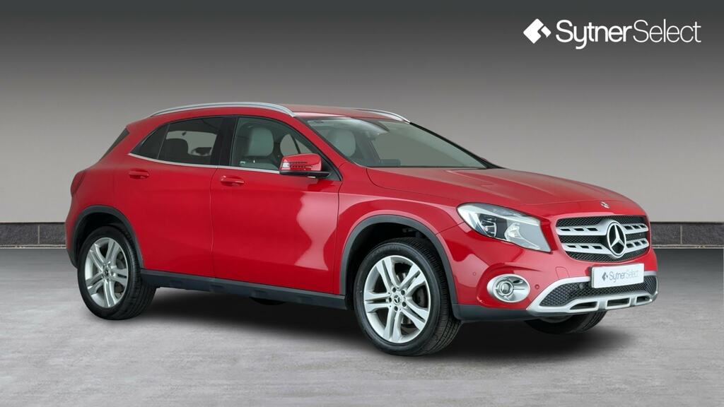 Mercedes-Benz GLA Class Gla 220D 4Matic Sport Executive Red