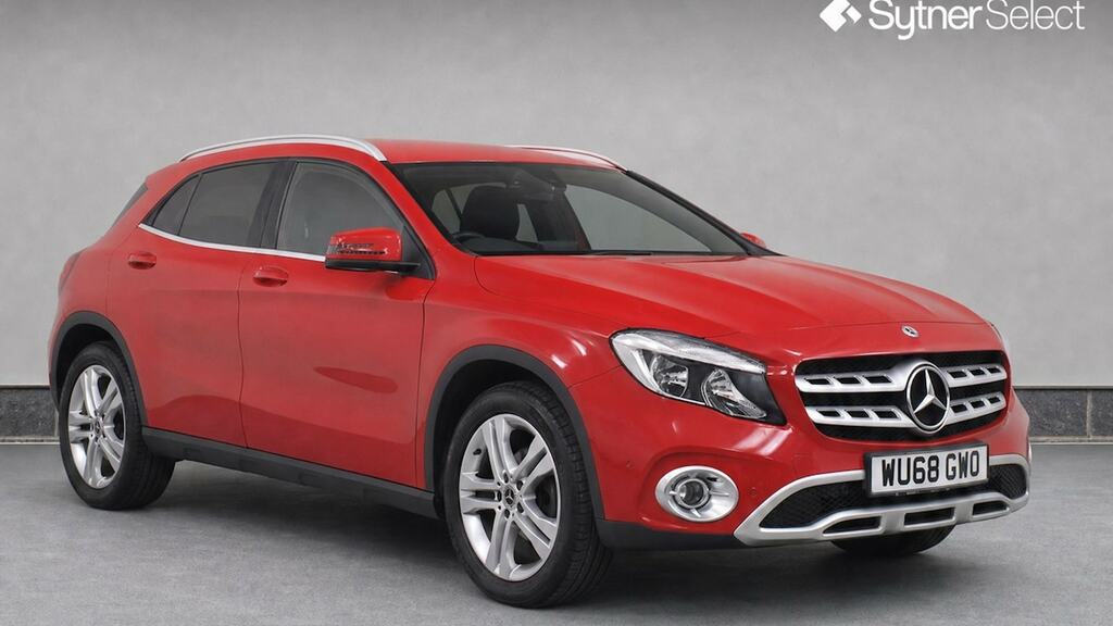 Mercedes-Benz GLA Class Gla 220D 4Matic Sport Executive Red