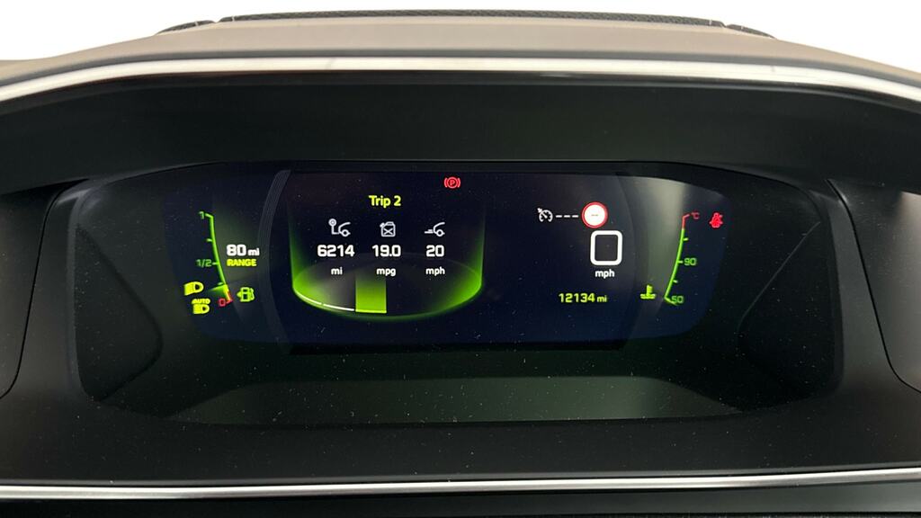 Peugeot 208 1.2 Puretech Allure Premium Hatchback #13