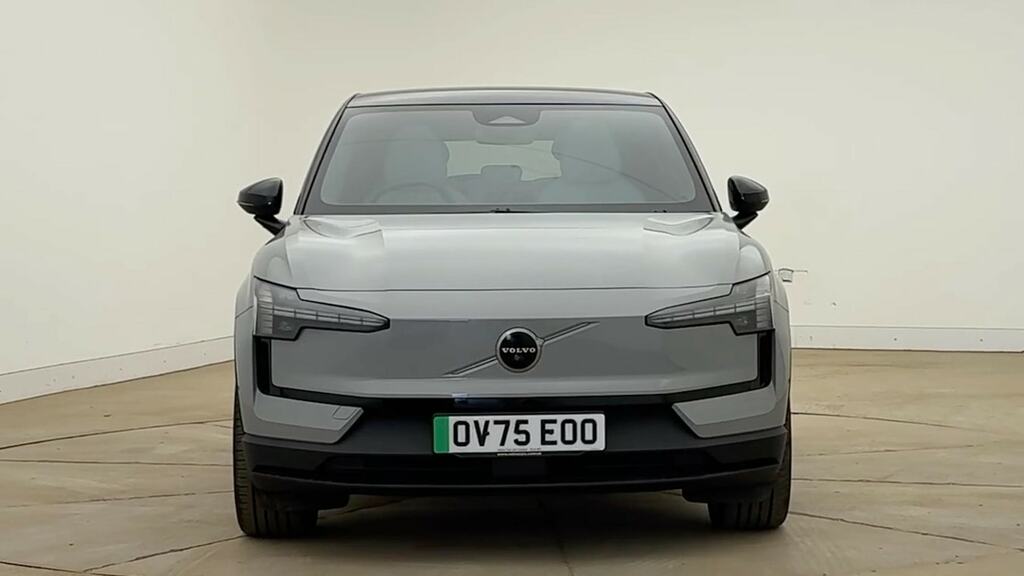Volvo EX30 Volvo Ex30 Estate 200Kw Sm Extended Range Ultra 69 Black #8