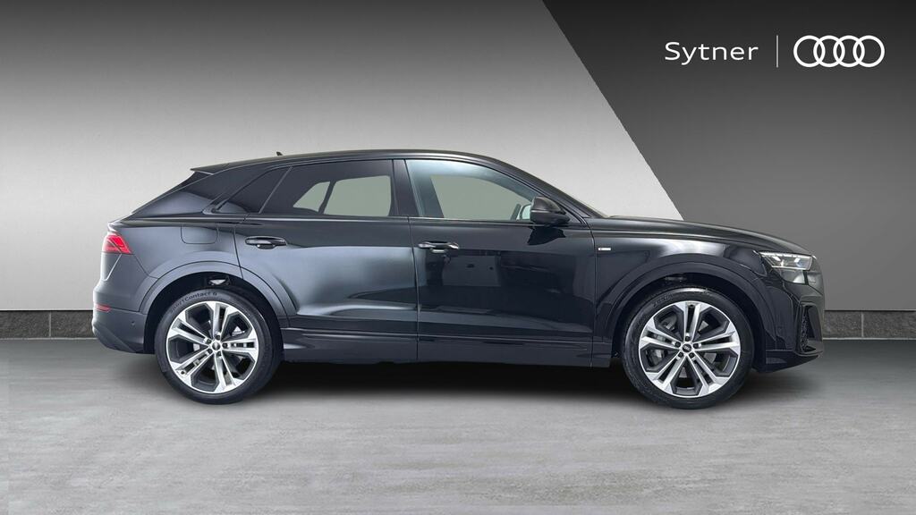 Audi Q8 3.0 Tfsi E Quattro 394 Black Edition Tiptronic Black #4