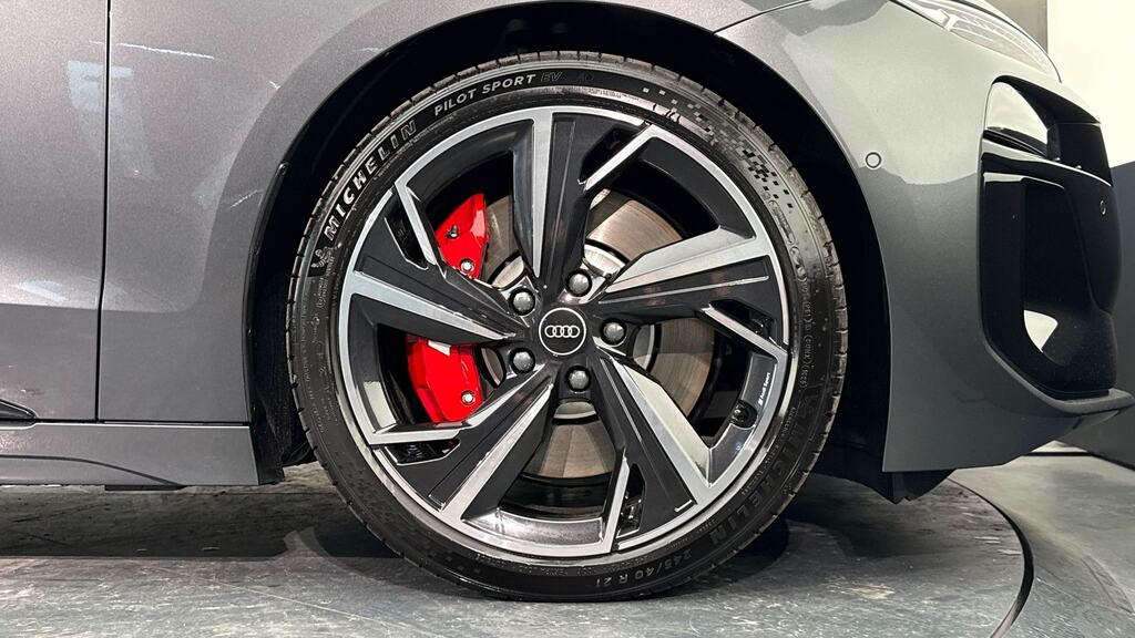 Audi A6 E-tron Avant 370Kw S6 Qtro 100Kwh Black Edition Tech Grey #5