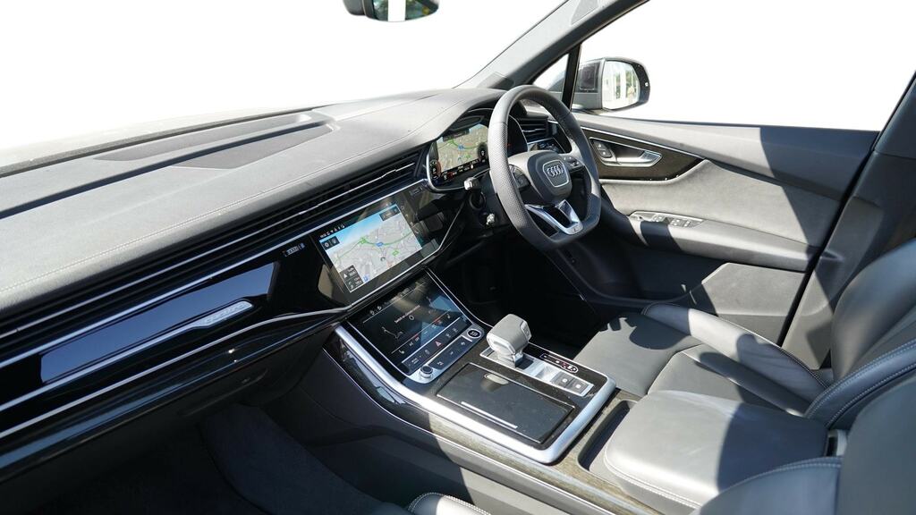 Audi Q7 55 Tfsi Quattro Black Edition Tiptronic Black #2