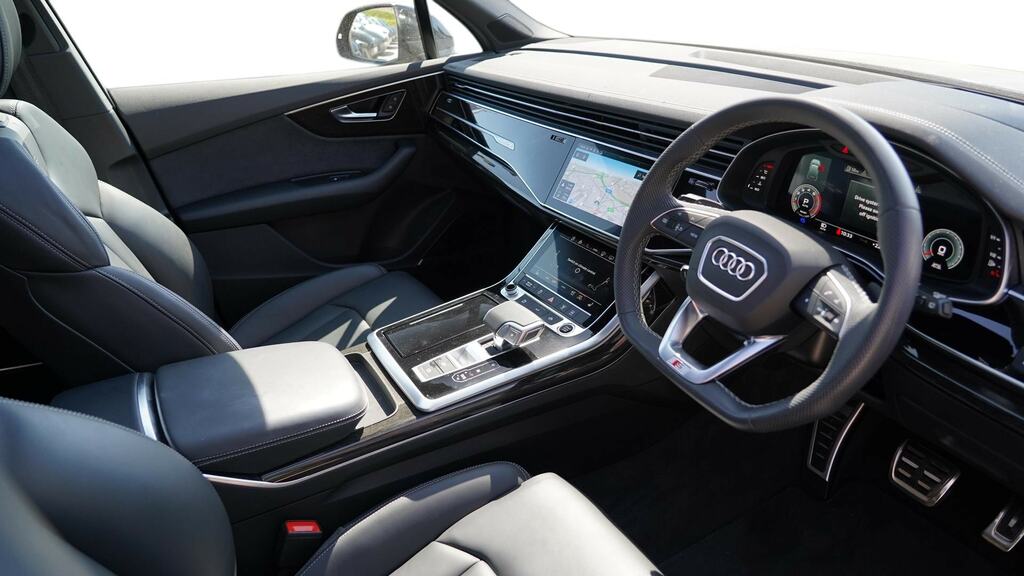 Audi Q7 55 Tfsi Quattro Black Edition Tiptronic Black #6