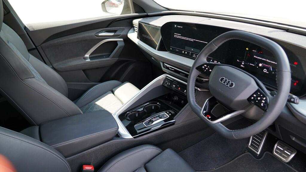 Audi Q5 2.0 Tfsi Quattro Edition 1 S Tronic YG75FNH Black #6