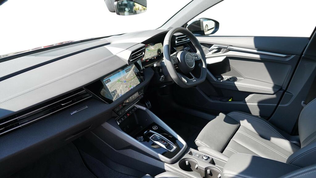 Audi A3 1.5 Tfsi 150 Black Ed S Tronic Tech Pack YA26VJZ Black #2
