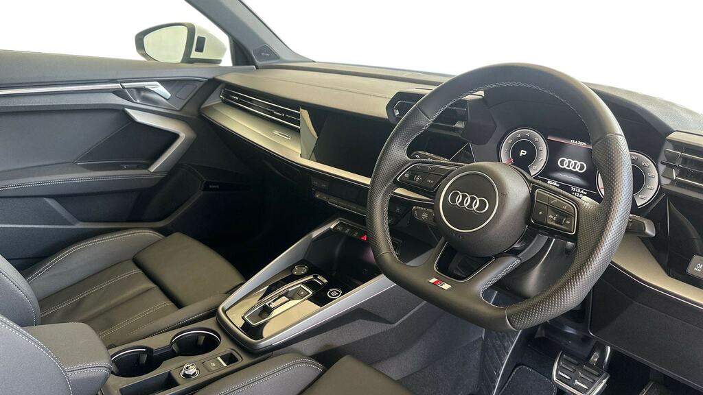 Audi A3 1.5 Tfsie 40 Sport Sportback Plug-in Hy Black #6