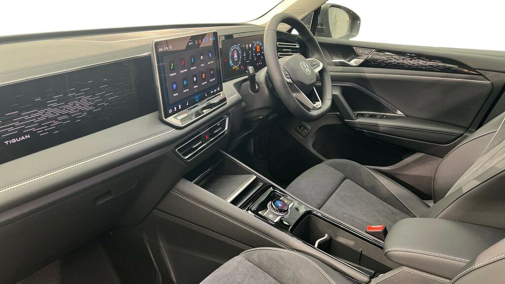 Volkswagen Tiguan 1.5 Etsi 150 Elegance Dsg Grey #2