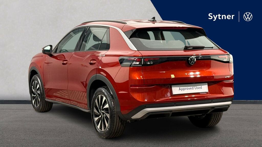 Volkswagen T-Roc 1.5 Etsi 150 Life Dsg Red #3