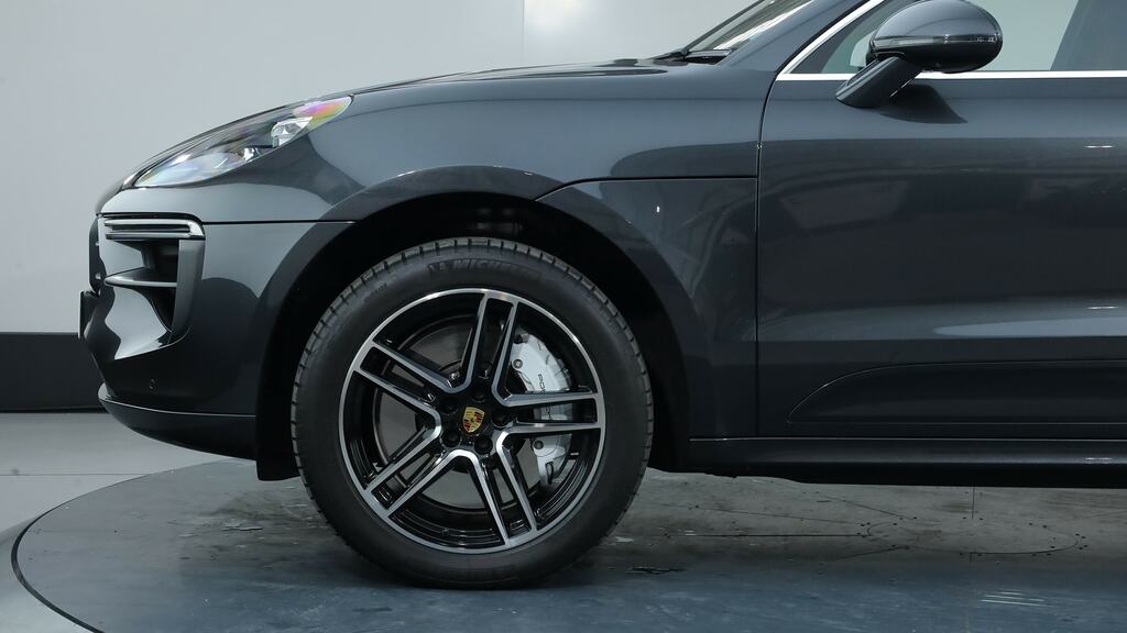 Porsche Macan Turbo Pdk Grey #3