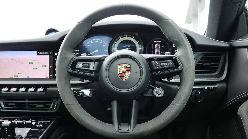 Porsche 911 3.0T 992 Carrera 4 Gts Convertible Pdk Pink #17