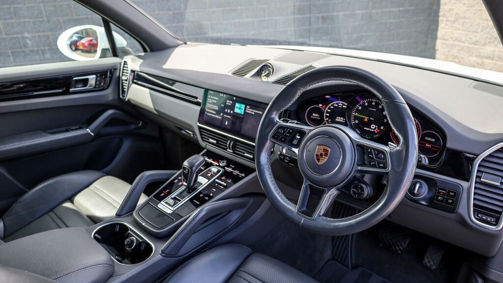 Porsche Cayenne E-hybrid Tiptronic S White #3