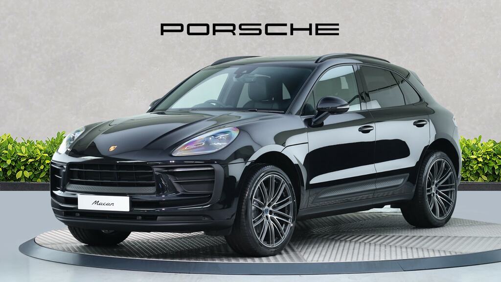 Porsche Macan 5dr Pdk Black #3