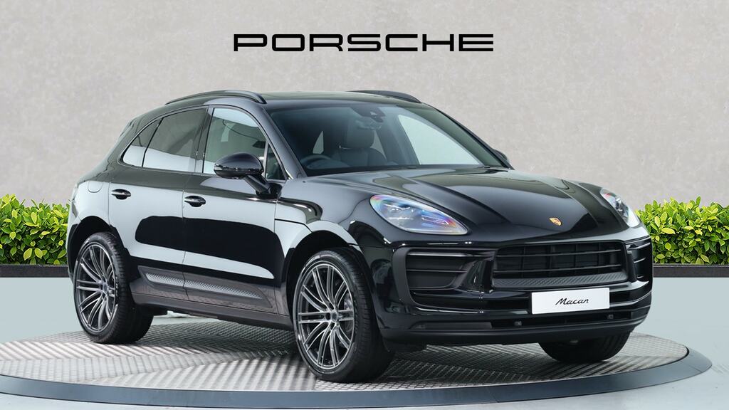 Porsche Macan 5dr Pdk Black