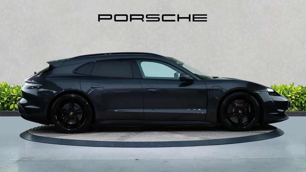 Porsche Taycan Performance Plus 93.4Kwh Turbo Sport Turismo White #8