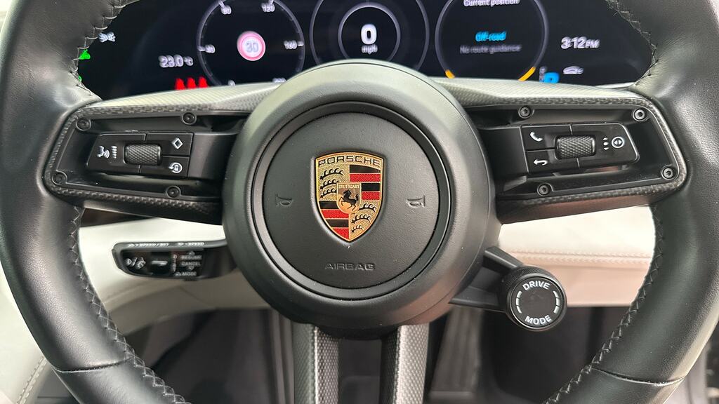 Porsche Taycan Performance Plus 93.4Kwh Turbo Sport Turismo White #30