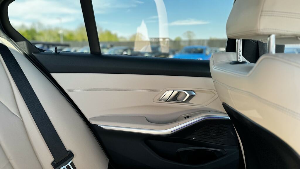 BMW 3 Series 2020 3.0 330D M Sport Saloon Xdriv Blue #30