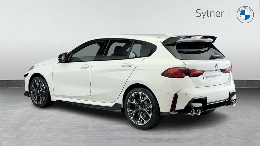 BMW 1 Series M135 Xdrive Step White #2