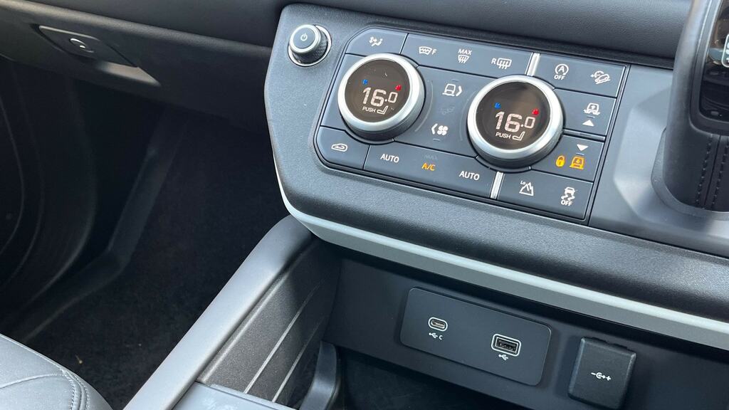 Land Rover Defender 130 Land Rover Estate 3.0 P400 X-dynamic Hse 130 A Black #22