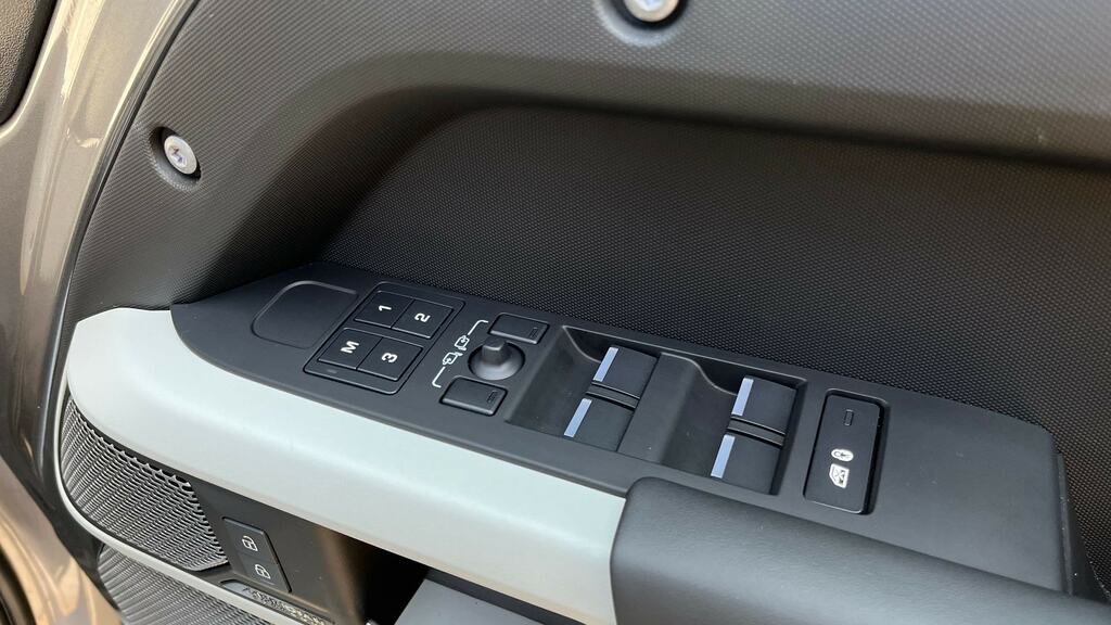 Land Rover Defender 130 Land Rover Estate 3.0 P400 X-dynamic Hse 130 A Black #25