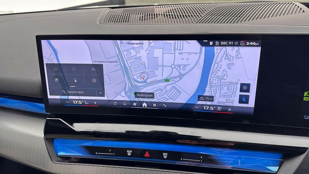 BMW i5 M Sport Pro Black #25