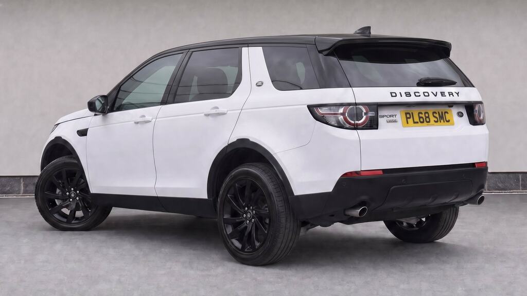 Land Rover Discovery Sport 2.0 Td4 180 Hse White #3