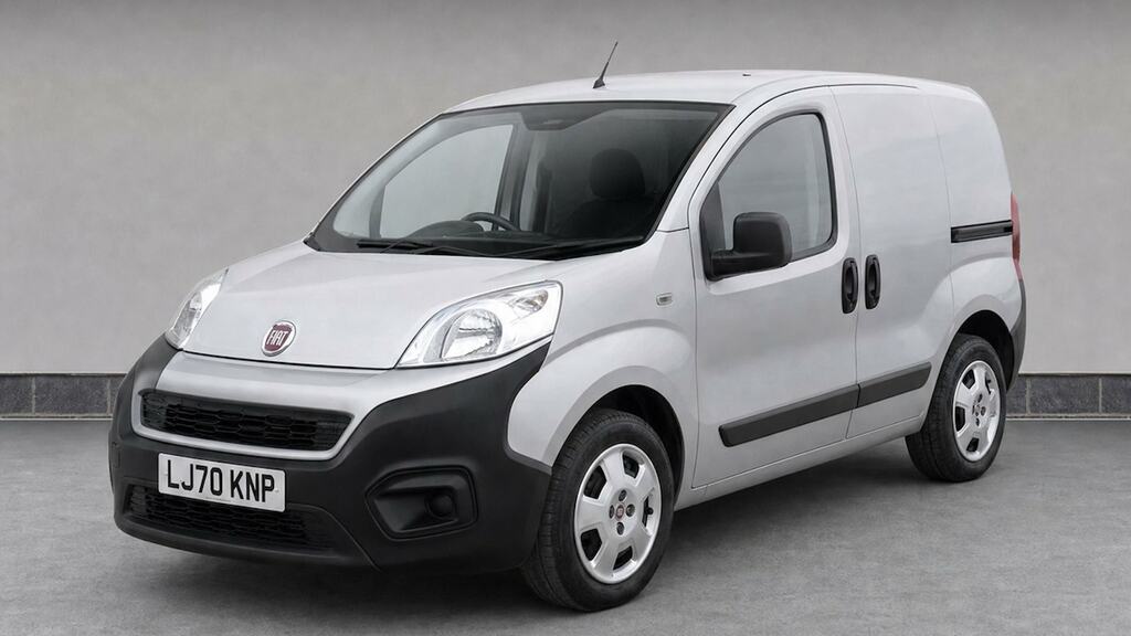 Fiat Fiorino 1.3 Multijet Active Silver #2