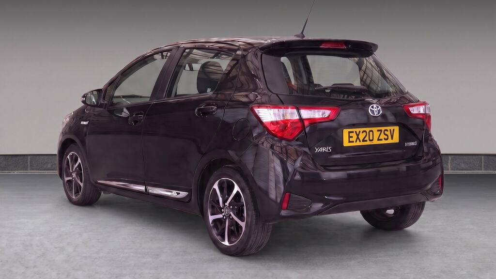 Toyota Yaris 1.5 Hybrid Design Cvt Grey #3