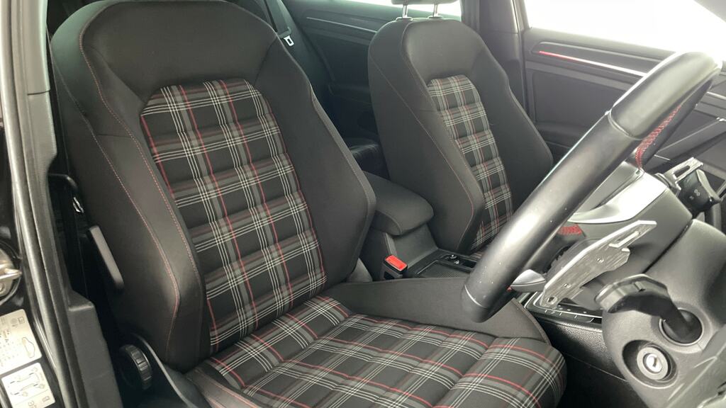 Volkswagen Golf 1.4 Tsi Nav Dsg Se Cwvehiclemarketing White #10