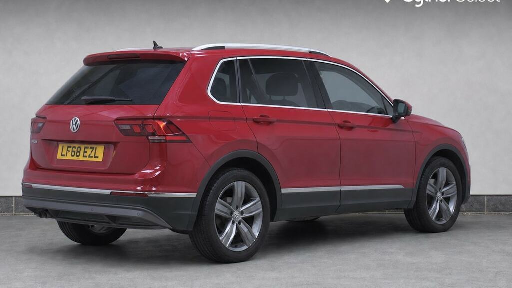 Volkswagen Tiguan 2.0 Tdi 150 4Motion Sel Dsg Black #4