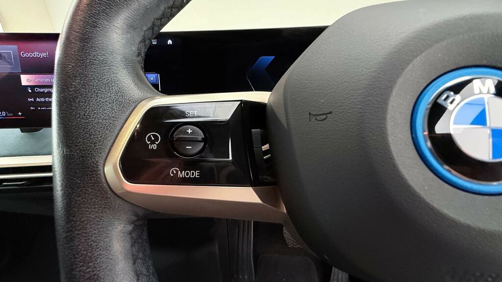 BMW iX 240Kw Xdrive40 M Sport 76.6Kwh Sky22kwch Black #17