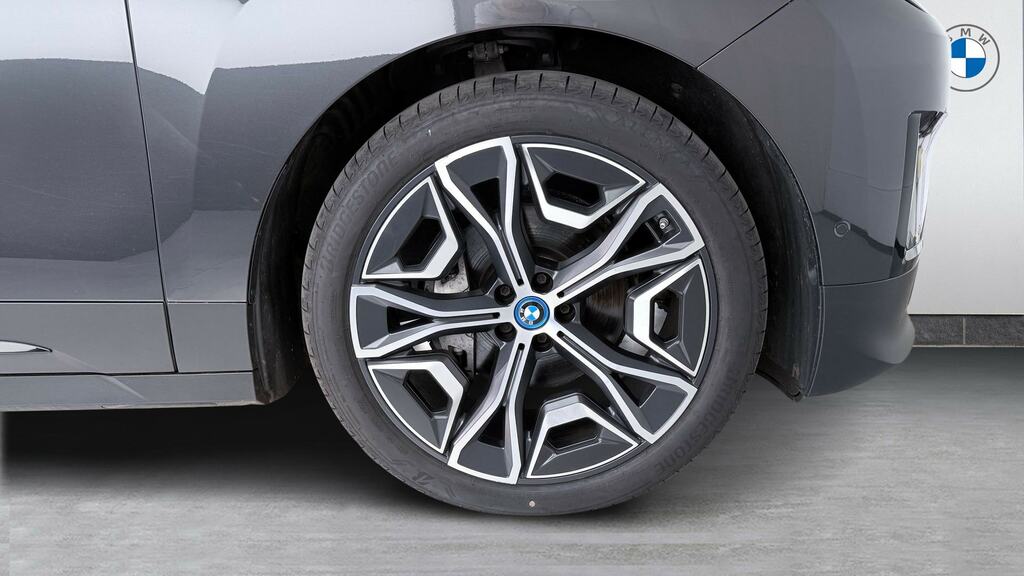 BMW iX 240Kw Xdrive40 M Sport 76.6Kwh Sky22kwch Black #14
