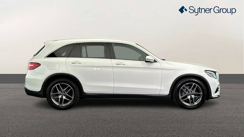 Mercedes-Benz GLC Class Glc 250 4Matic Amg Line 9G-tronic WD68AWJ White #3